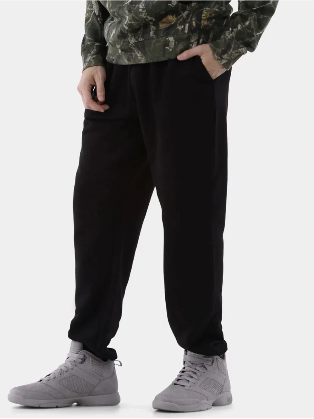 NWT - Soft Fleece Jogger Pants, 30